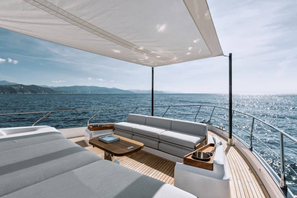 Azimut-Fly68 Lounge Area with bimini