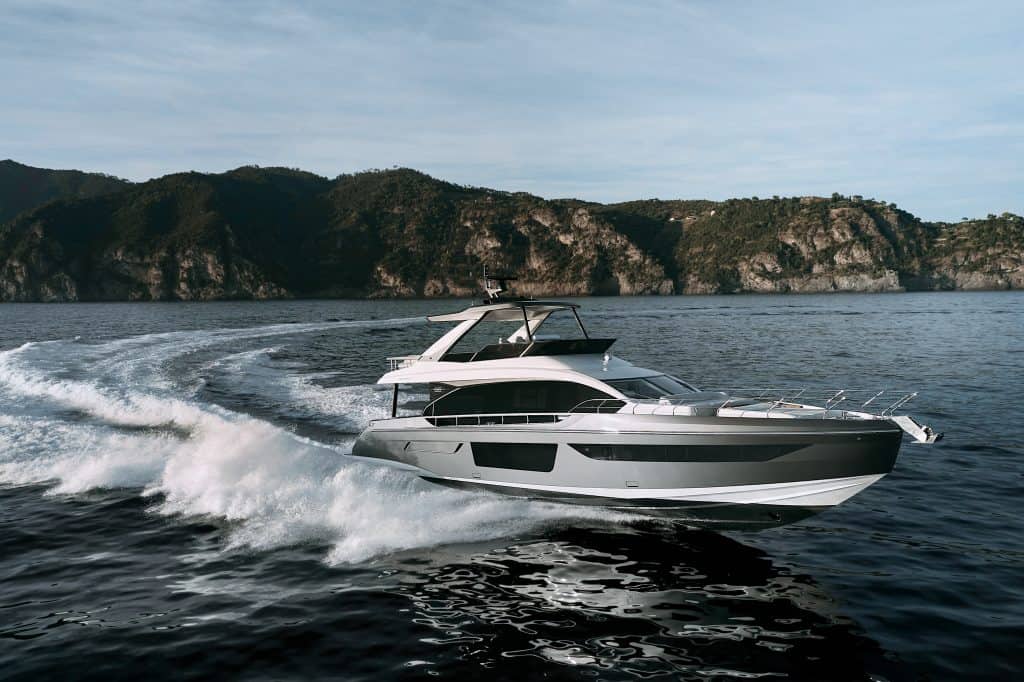 Azimut-Fly68 Running 11