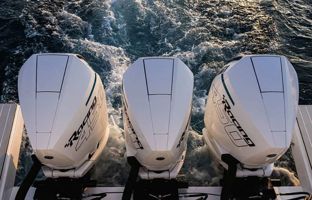 Azimut_TF-Triple-outboard-propulsion