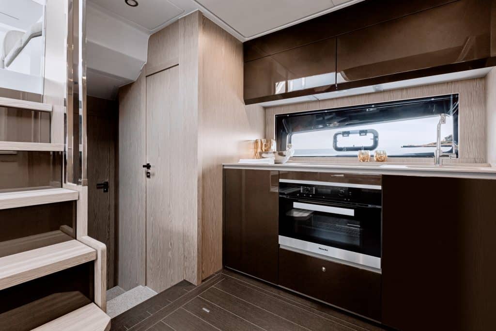 Azimut-A51 Galley_Mid res