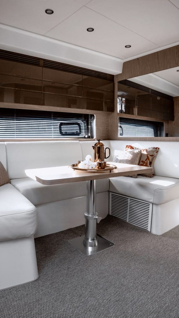 Azimut-Atlantis45 vr mobile