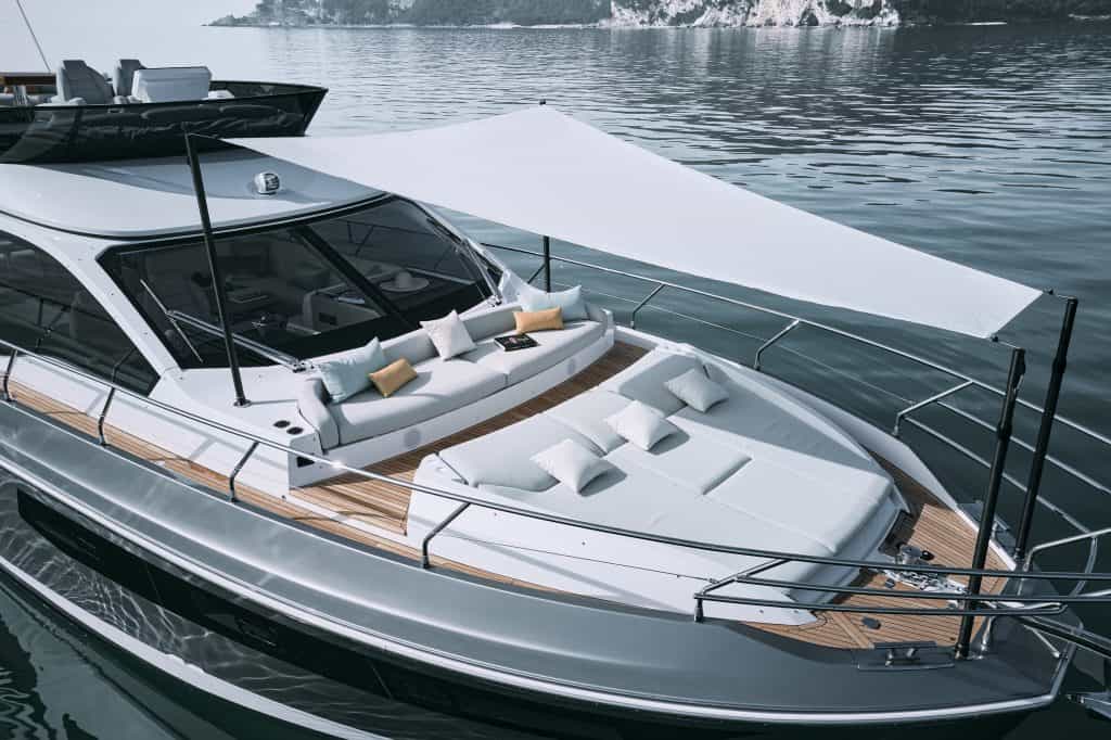 Azimut-Fly53 Fore Lounge Area with Bimini 2