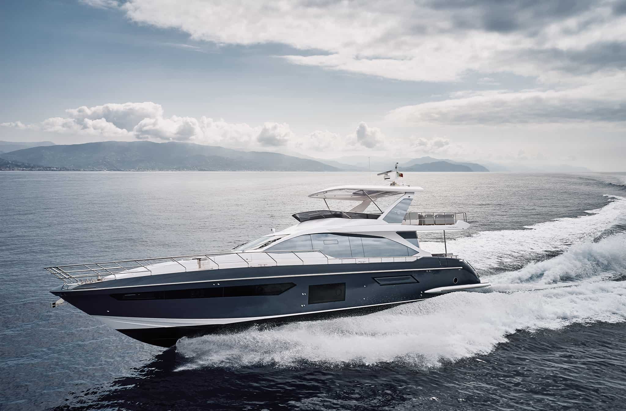 Azimut Fly 72 - flybridge, 72 foot yacht | Azimut Yachts