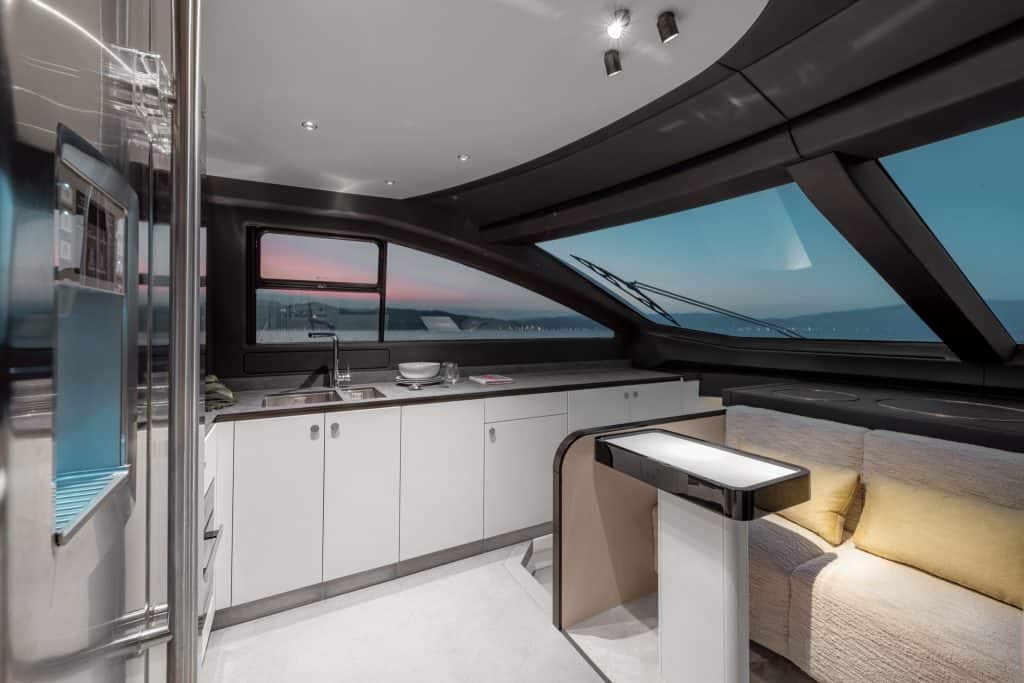 Azimut-Fly78 Galley