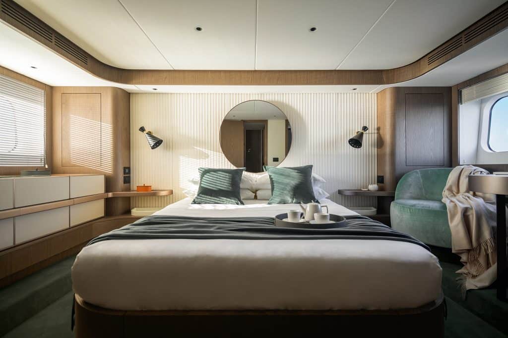 Azimut-Magellano66 Owner Suite 1