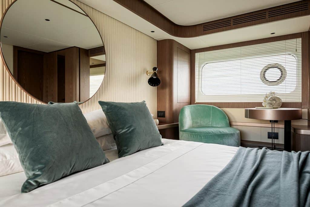 Azimut-Magellano66 Owner Suite 3