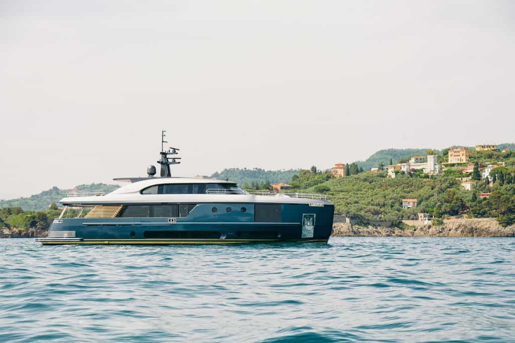 Azimut_TF-Magellano30M_Zero-Emission-Hotel-Mode