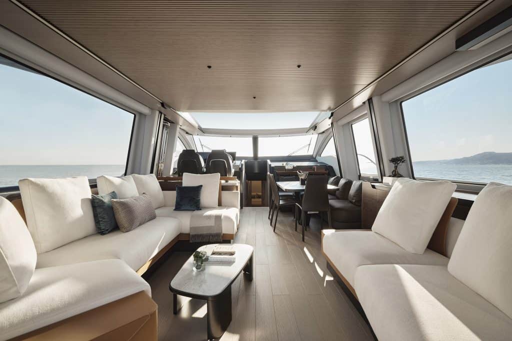 S8 new interior Salon