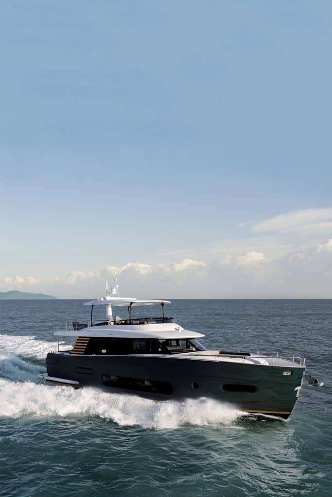 Azimut-Magellano66 Running 1