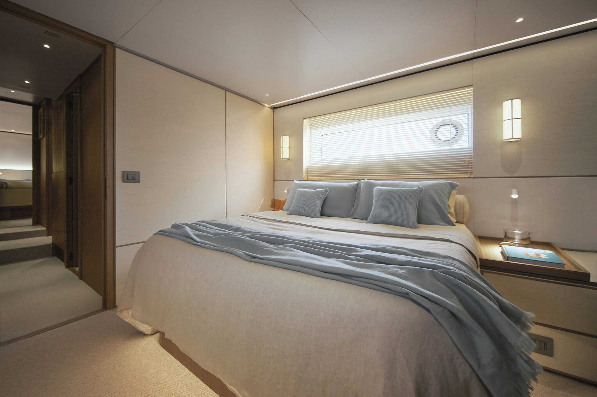 SD7 Owner_s Cabin 5 SC