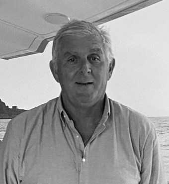 andrea-pavoncelli-gfy-1.jpg
