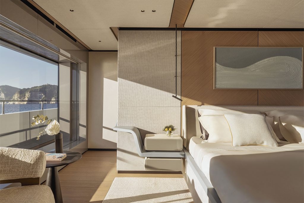 G44M Upperdeck Owner_s Cabin 1