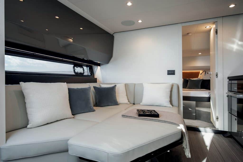 Azimut Verve 48_Dinette Open