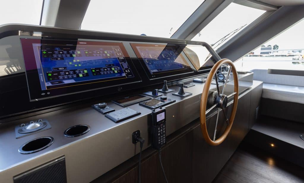 32_Azimut Grande Magellano 30M 2023_DB2