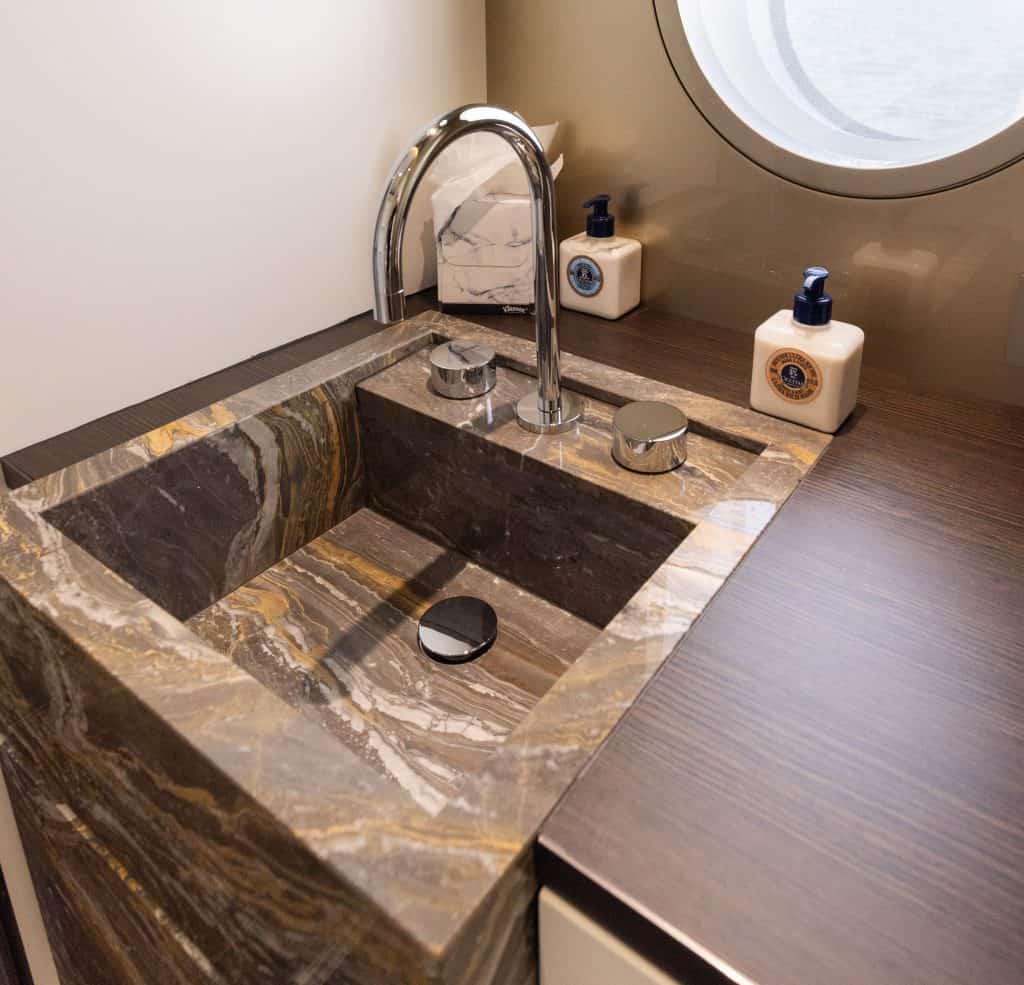 Azimut Grande Magellano 30M 2023_DB7