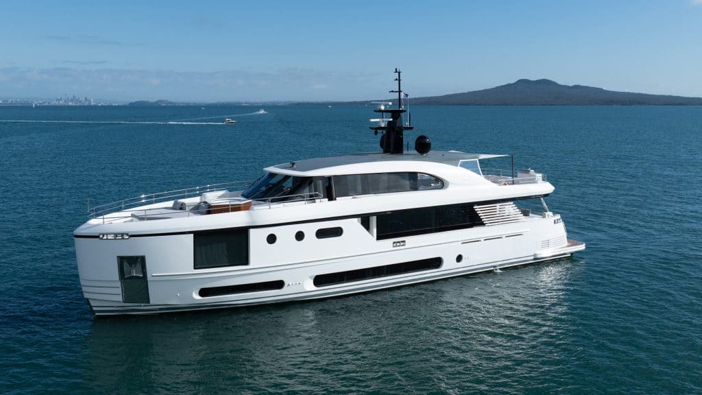 Azimut Grande Magellano 30M 2023_DB8