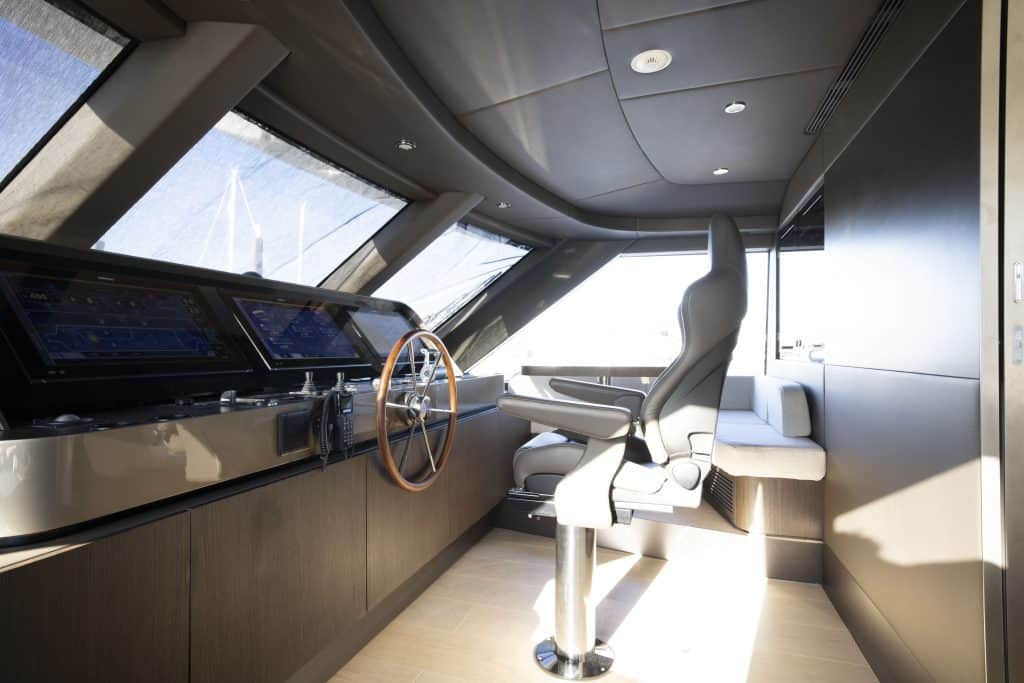 AZIMUT MAGELLANO 30M_Hull 18575