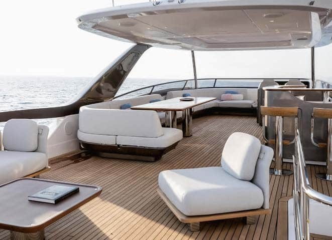 AZIMUT GRANDE 26M EN BF(1)[14]_Page_02_Image_0001