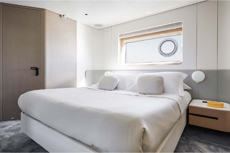 AZIMUT GRANDE 26M EN BF(1)[14]_Page_11_Image_0001