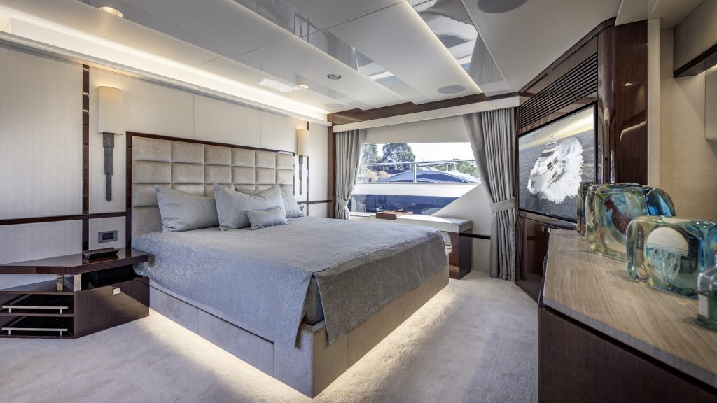 Azimut-Listing-on-YachtWay-42
