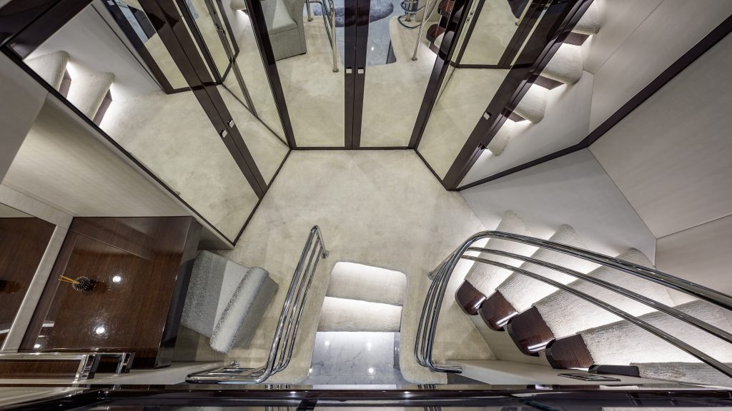 Azimut-Listing-on-YachtWay-46