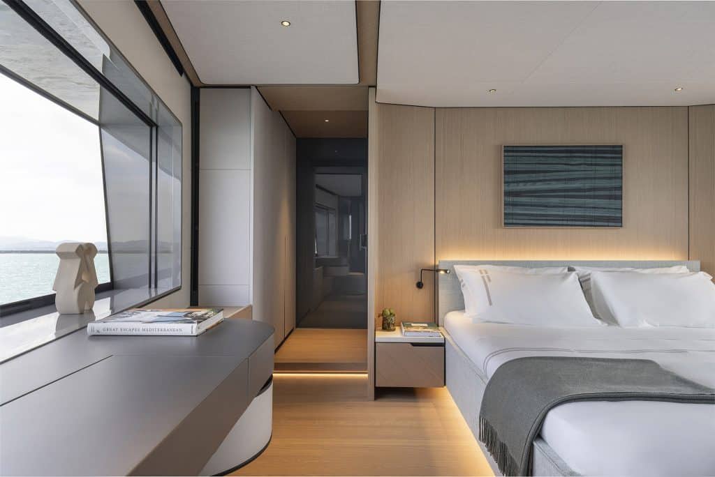 G30M Owner_s Cabin 3