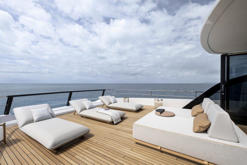 G30M Upperdeck Lounge 3