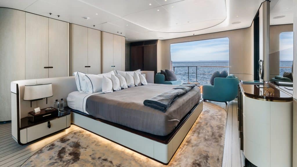 26 Sol Yacht – Master bedroom