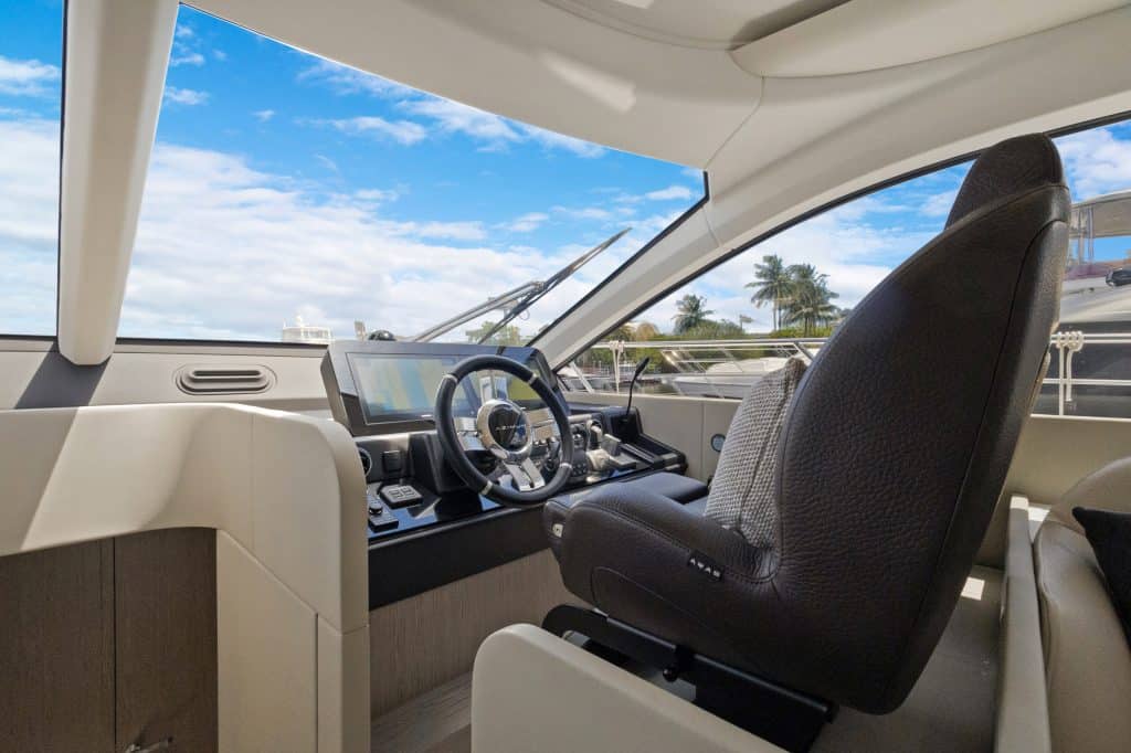 29_accutour_01 2525-marina-bay-dr-w-11-103-028