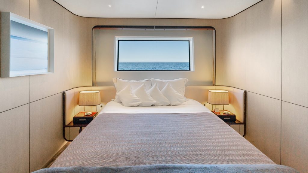 34 Sol Yacht – Bedroom 2