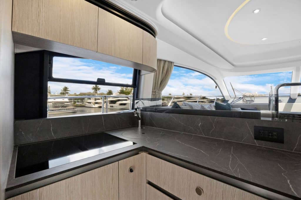 34_accutour_01 2525-marina-bay-dr-w-11-103-033