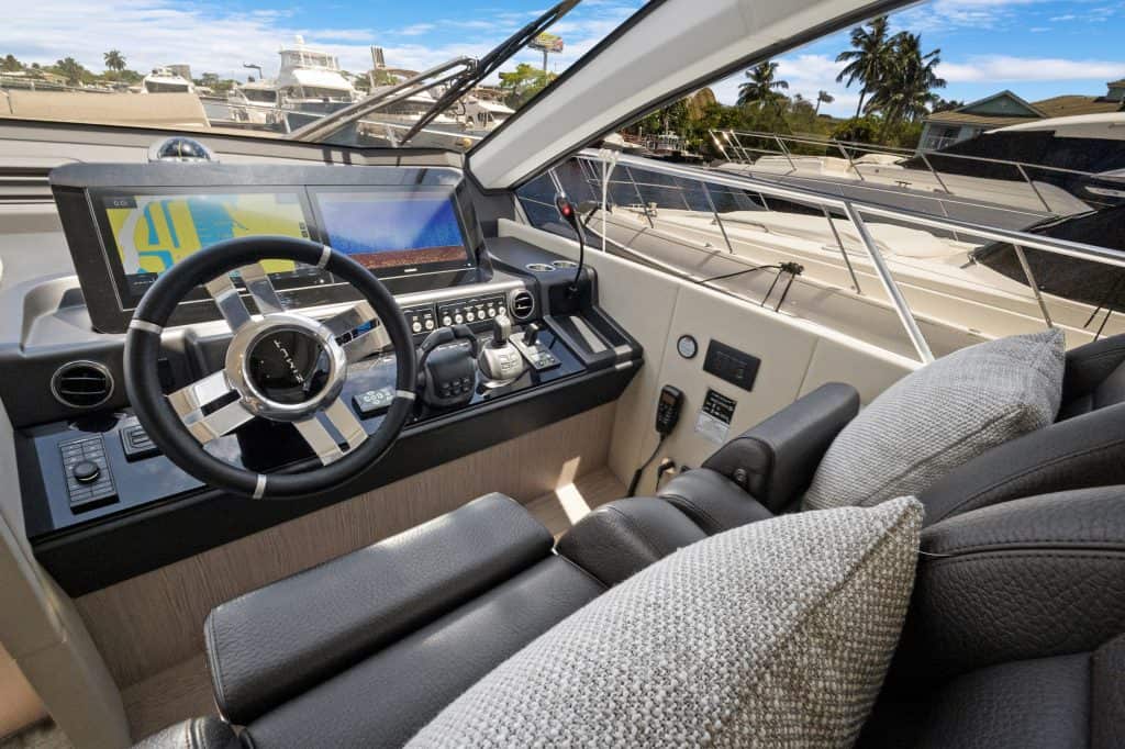 36_accutour_01 2525-marina-bay-dr-w-11-103-035