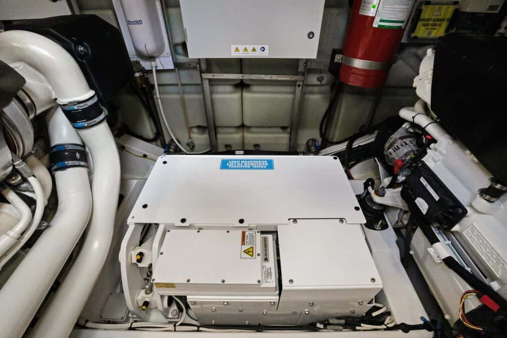 39_accutour_01 2525-marina-bay-dr-w-11-103-038