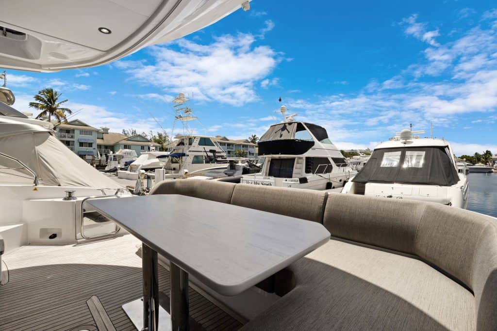 42_accutour_01 2525-marina-bay-dr-w-11-103-041