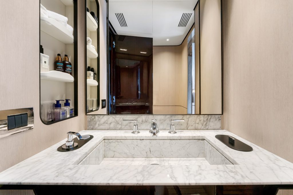 47 Sol Yacht – Bedroom 5