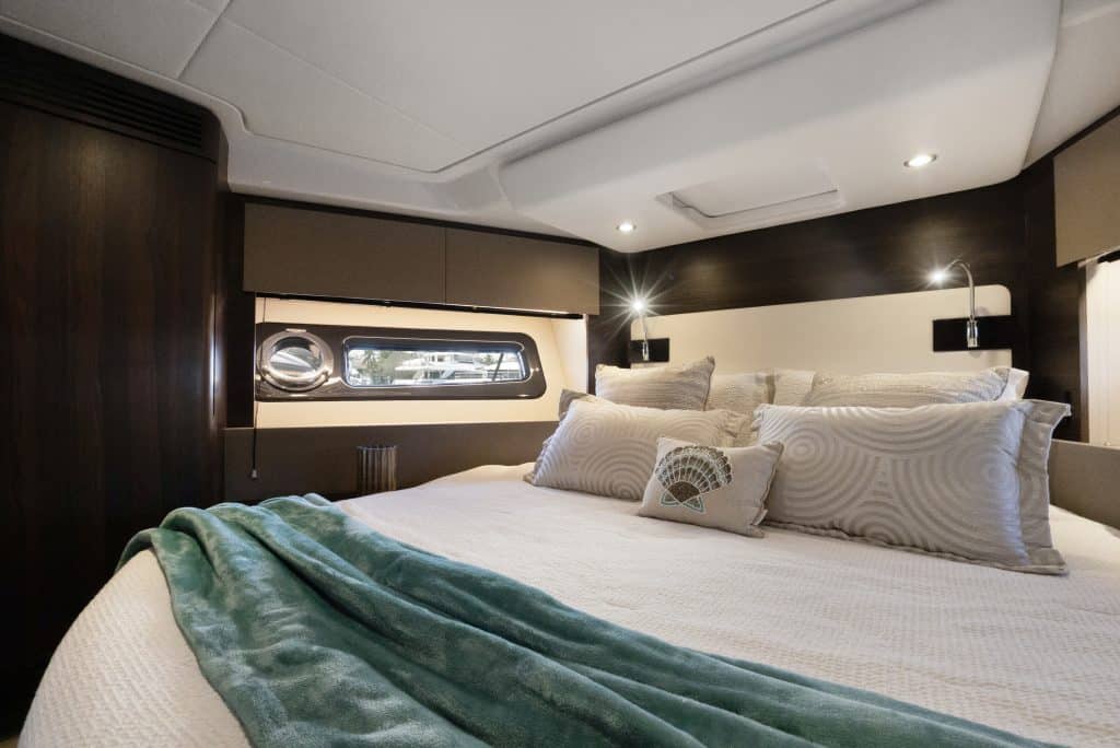 AccuTour_Azimut 502019 Flybridge-002