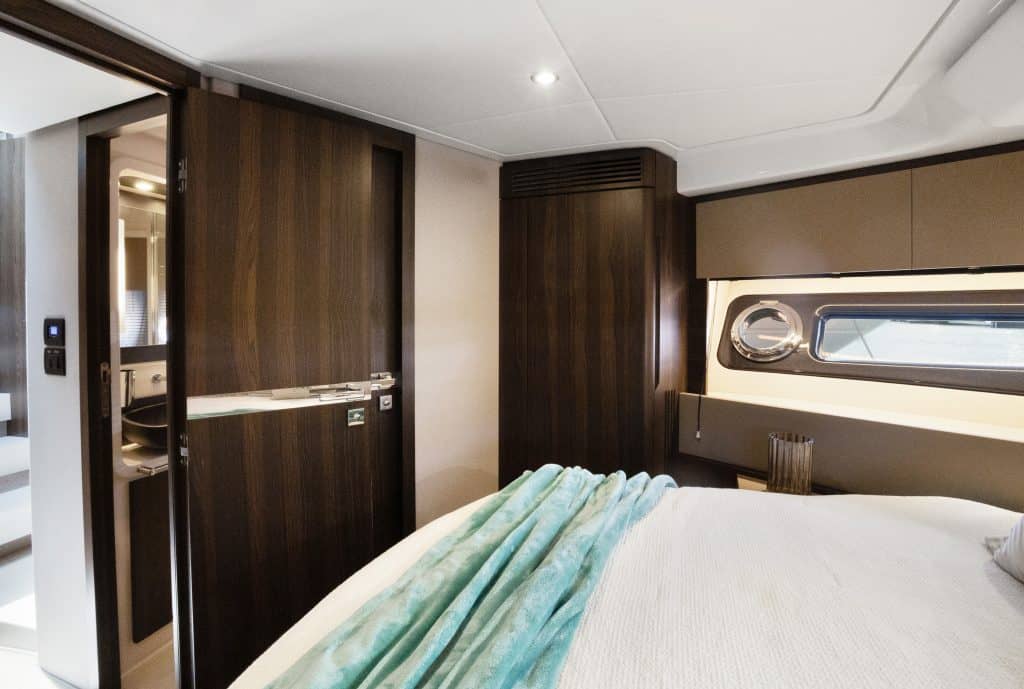 AccuTour_Azimut 502019 Flybridge-005