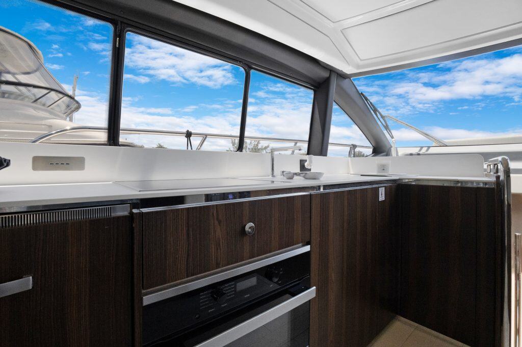 AccuTour_Azimut 502019 Flybridge-026