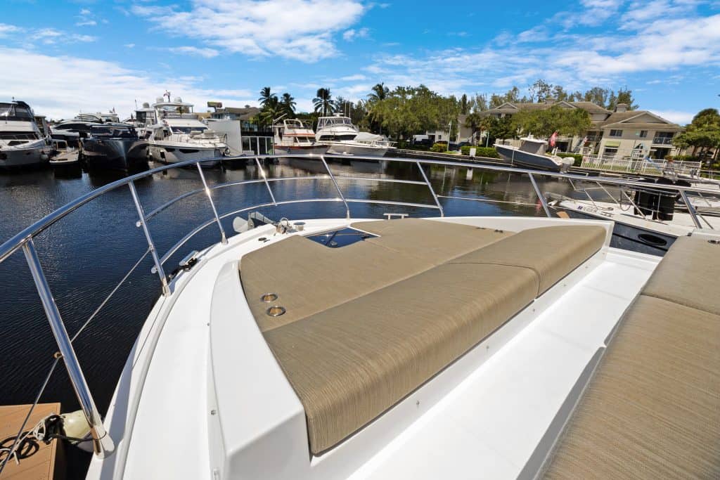 AccuTour_Azimut 502019 Flybridge-051