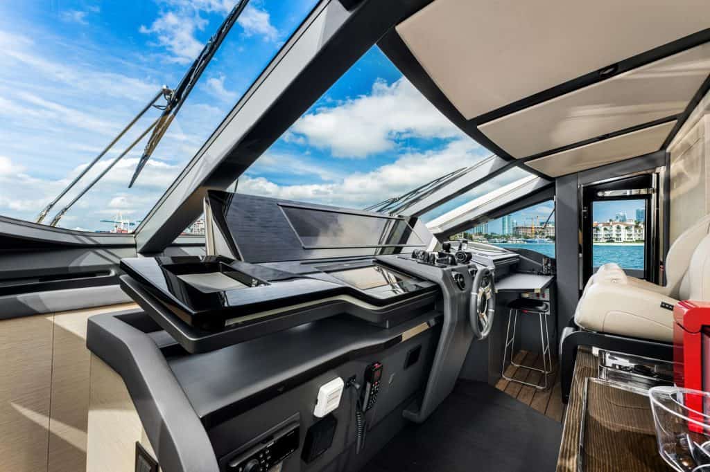 3301 Rickenbacker Cswy_1oakstudios_27