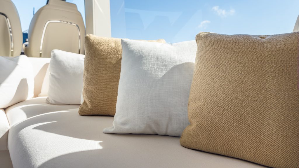 Azimut-Benetti-Americas-Listing-on-YachtWay-55