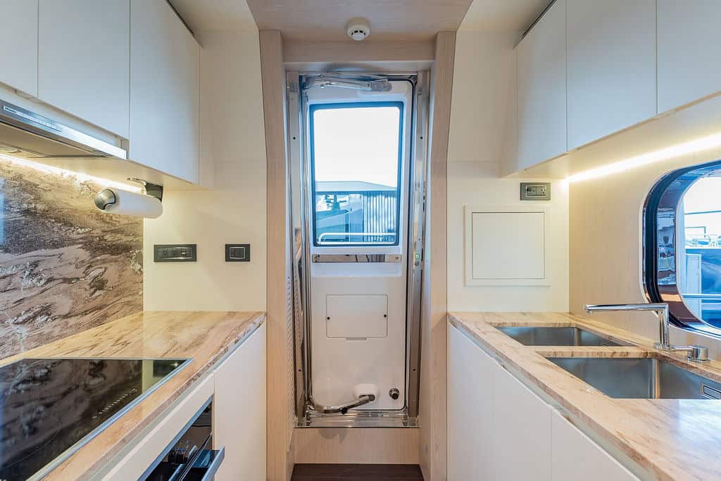 85’Azimut-MATTENONE-64