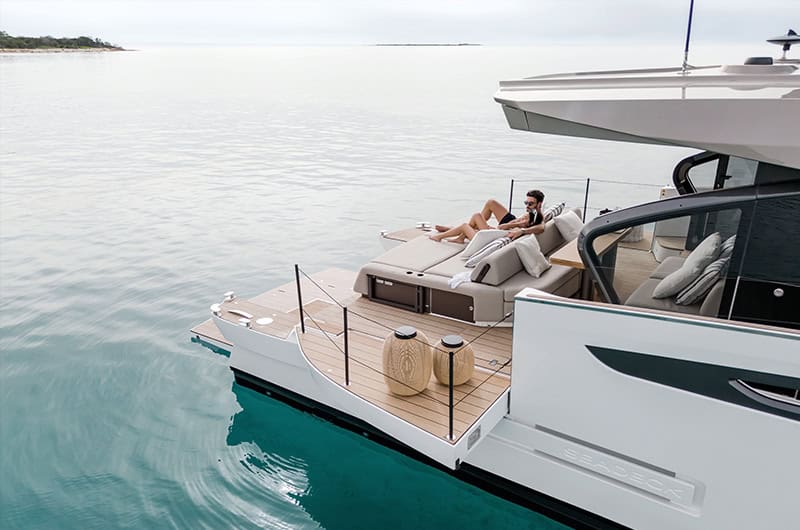 Azimut-yachts-heritage-Seadeck6
