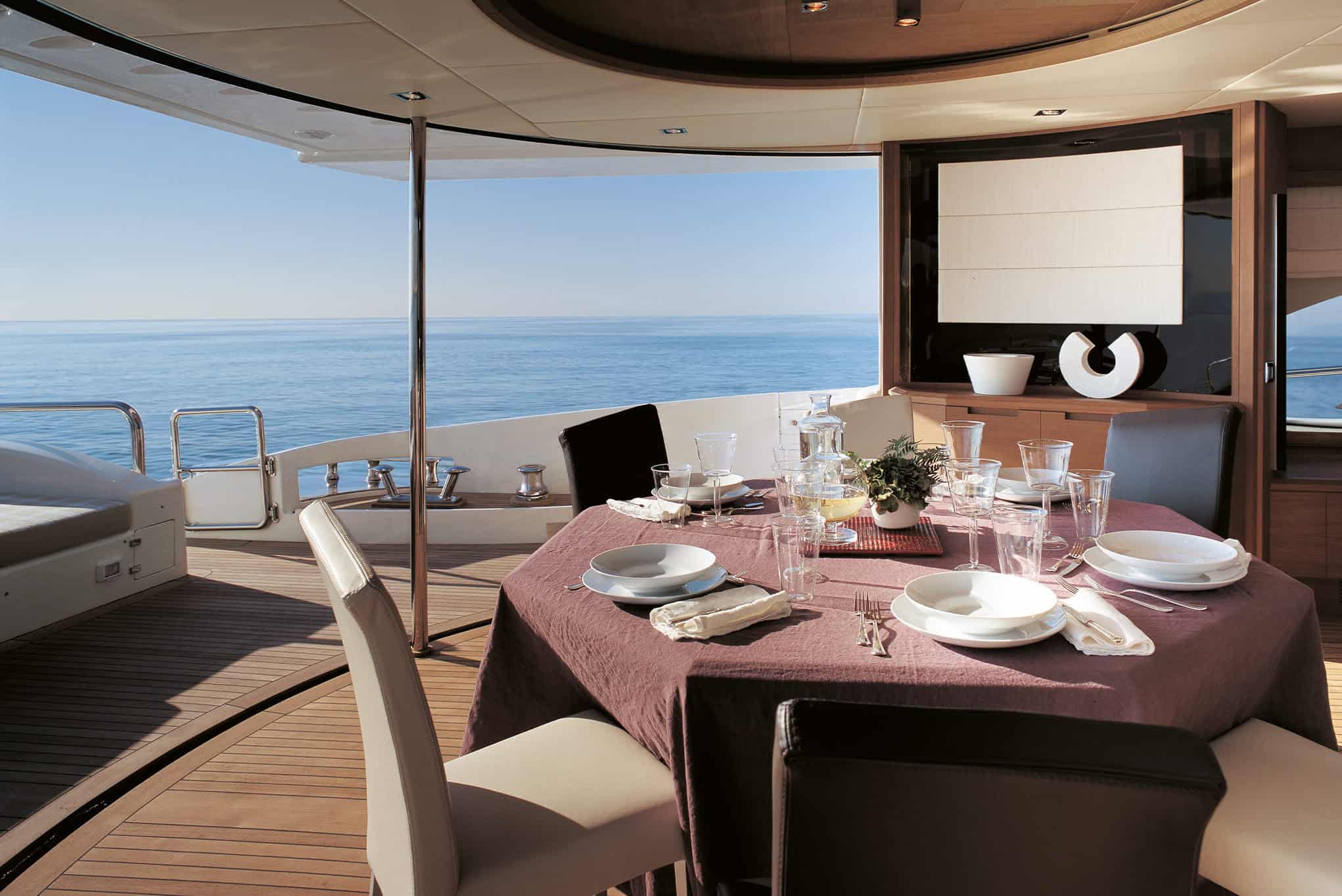 Azimut-yachts-heritage-pannello-98Leonardo-03