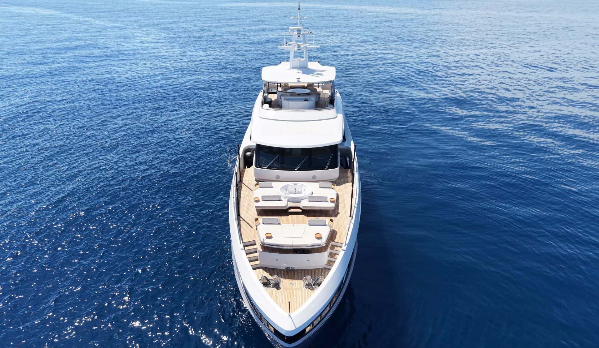THE YACHT (8)