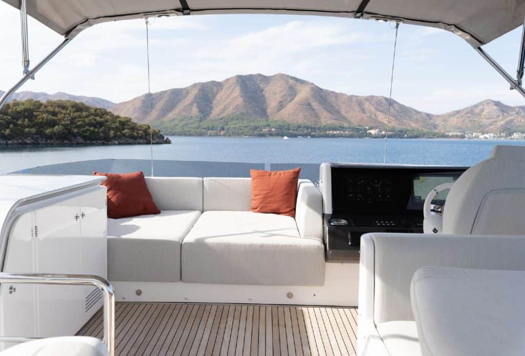 AZIMUT S8 2025MY BF_15