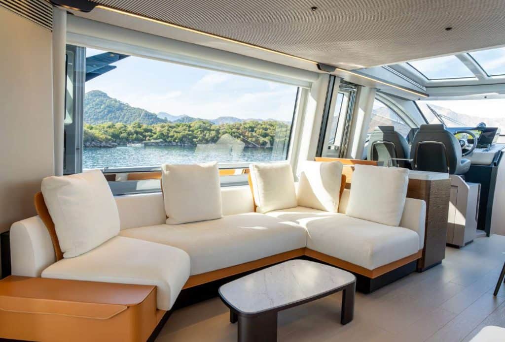 AZIMUT S8 2025MY BF_32