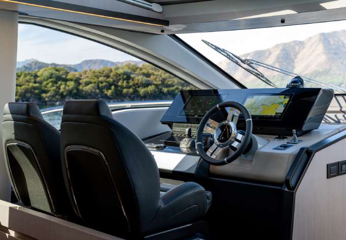 AZIMUT S8 2025MY BF_38