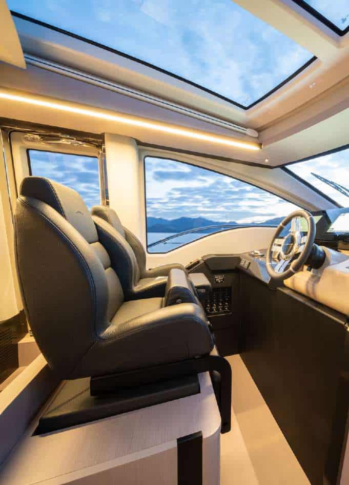 AZIMUT S8 2025MY BF_39