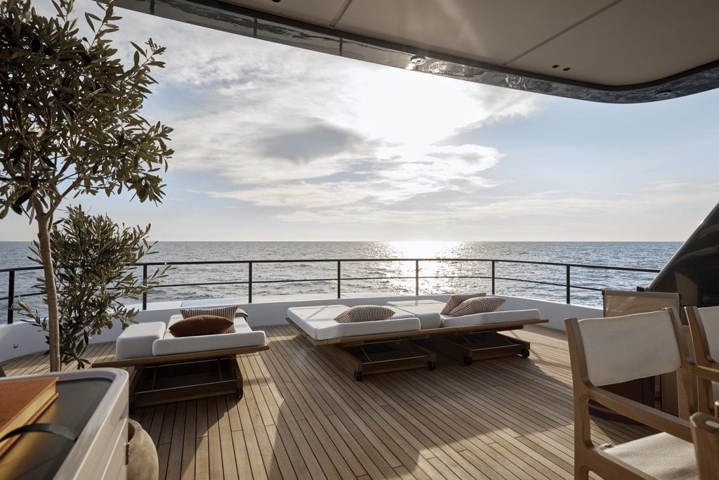 M27M Flybridge 3
